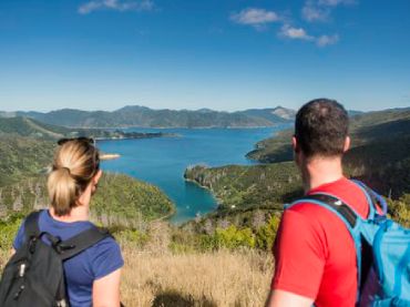 Walking the Queen Charlotte Track